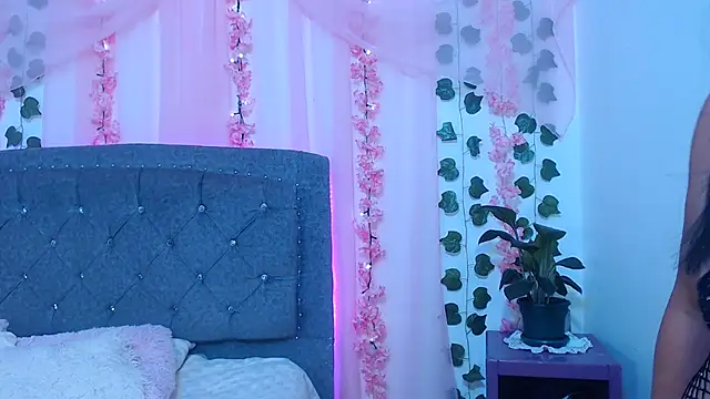 Zara47sweet webcam