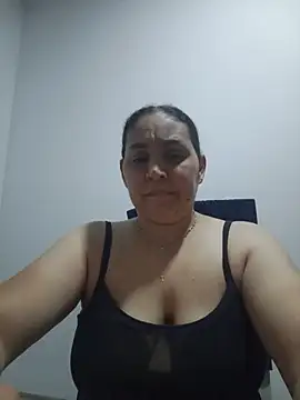 MirandaSoto webcam