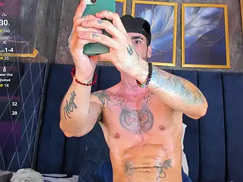 Lancelot_Benwick live sex cam