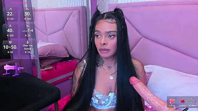 EmmaEbony_ webcam