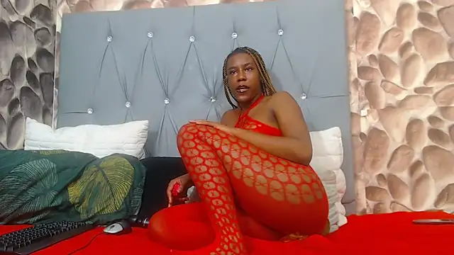 BeautyInBlackX webcam