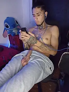 Tattoboy19cm webcam