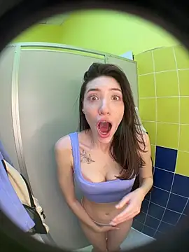 BallerinaCappuccino_ webcam