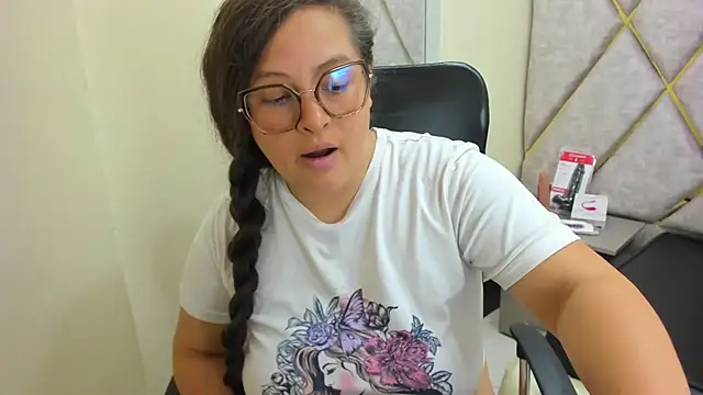 Sarah_Boobs_