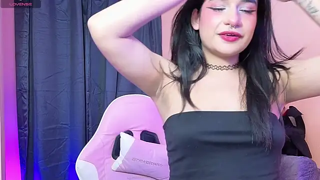 bonnieTaylor1 webcam