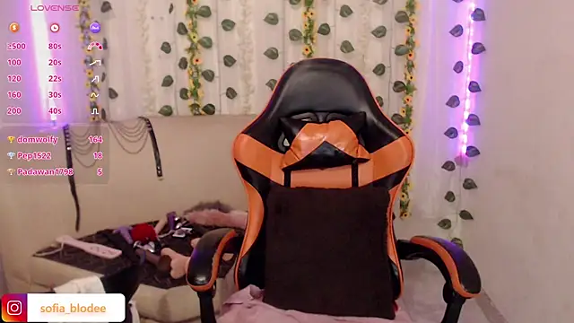 sofiacurvy_45 webcam