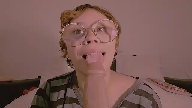 Lilmuh_ live sex cam