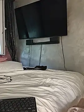 AvaSquirtMilf