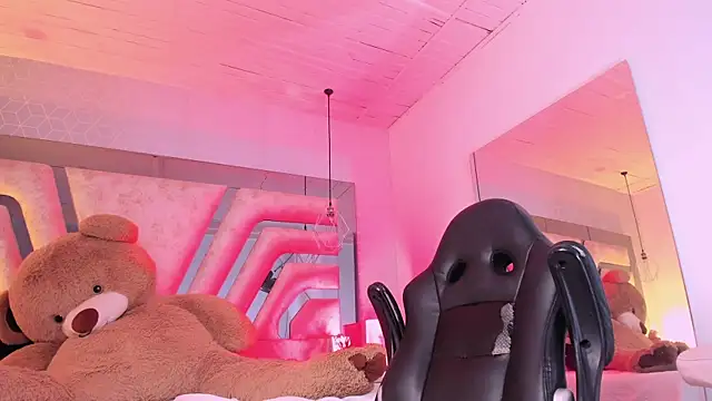 AngelineHeet webcam