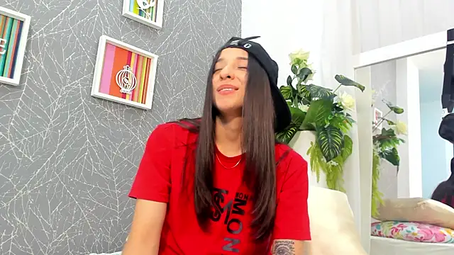 ViictoriiaSaenz webcam