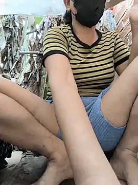 Pussy-xx webcam