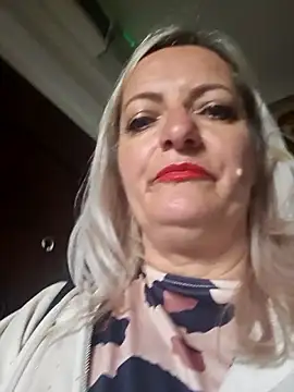 LadyTouch webcam