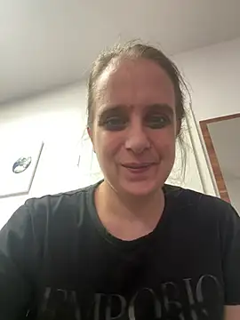 Chantalee - Live Cams
