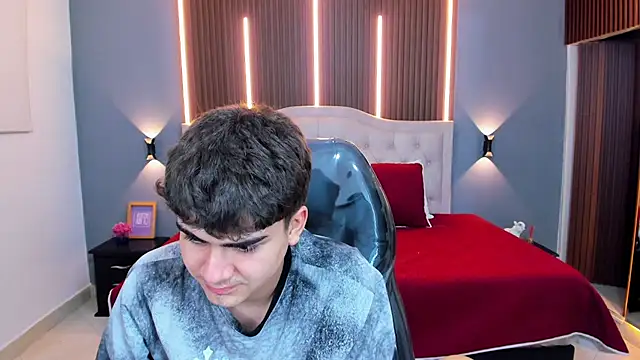 Tommy18__ webcam