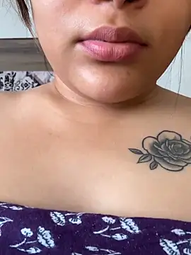 Rosy_BabyDoll - Live Cams