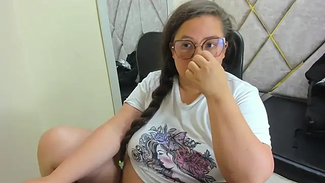 Sarah_Boobs_