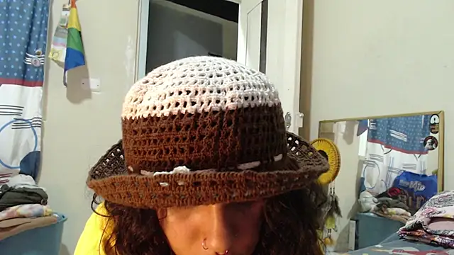 AlinaWoolf_ webcam
