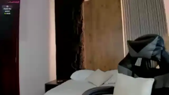 lia_sexx19 live sex cam