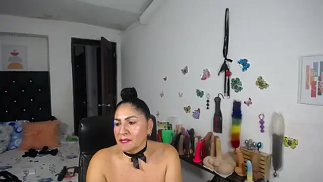 mature_bigboobs10 webcam