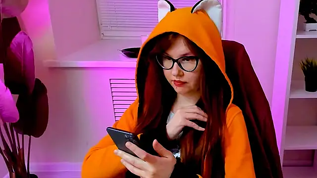 CarolGiggly webcam