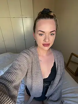 ElenaRebelle webcam