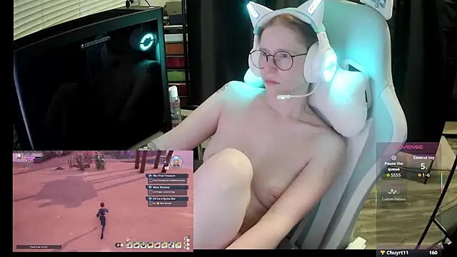 LilyFoxxx webcam