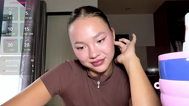 kamila_18_french webcam