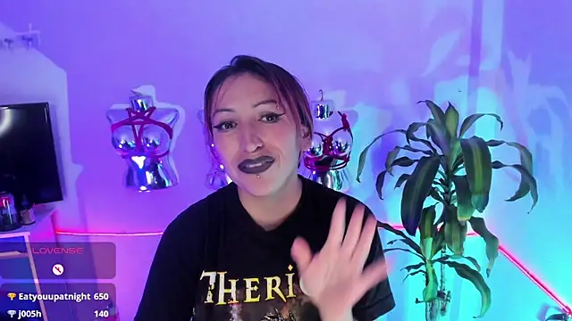 LucyStrike_ webcam