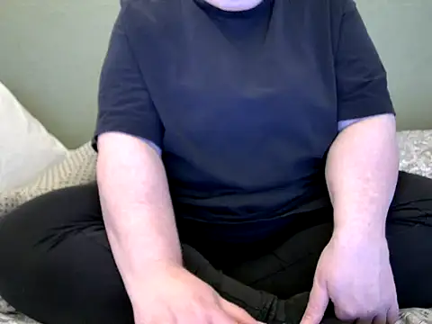 MarthaBriest webcam