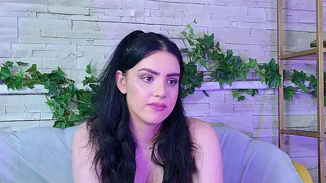 IngridMyst webcam