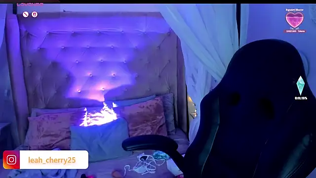 Leah_cherry webcam