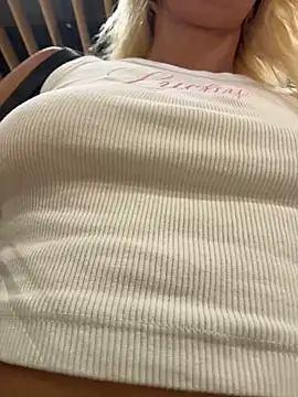 likacat - LikaCat's free webcam - UK Sex Cams