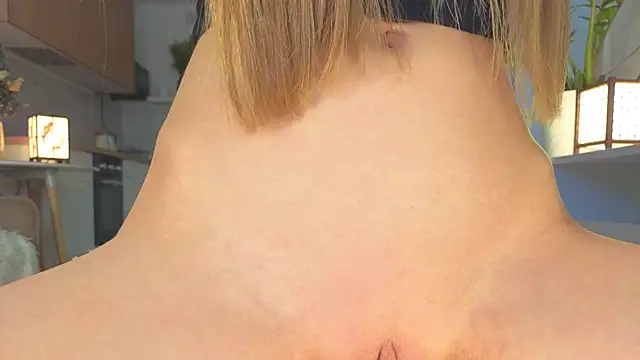 Lili_Roze_ webcam