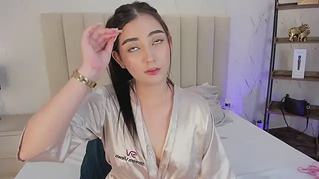 LilithHarperr_ webcam