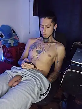 Tattoboy19cm webcam