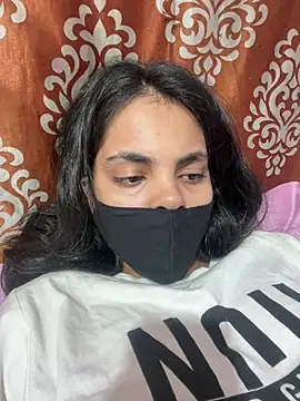 Sandhya_77 webcam