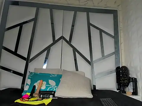 Lunahot68 webcam