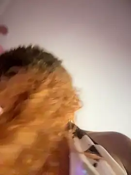 ThePrettyTiana webcam