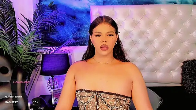 Keira_Fox31 webcam