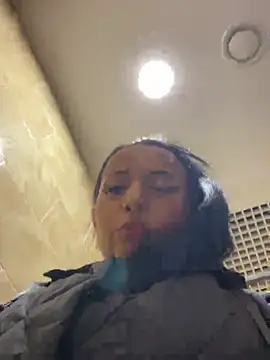 CrazzyChicks webcam