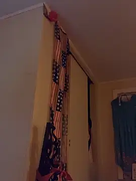 CUMFOREVERY1nTitTiES2 webcam