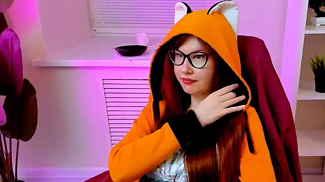 CarolGiggly webcam