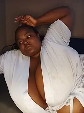 ChubbyLucia webcam