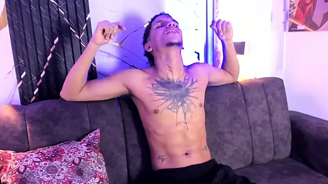kai_storm77 webcam