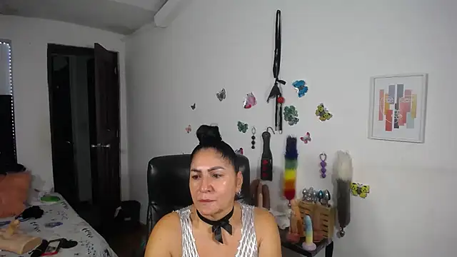 mature_bigboobs10 webcam