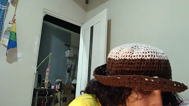 AlinaWoolf_ webcam