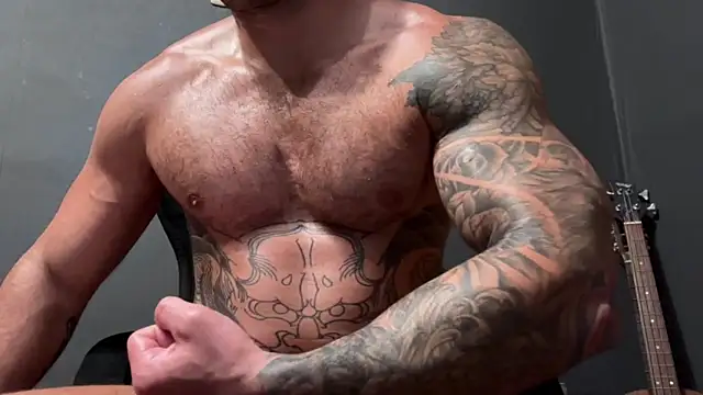 Mr_YourGod webcam