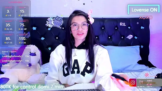Sofiia_cute_ webcam