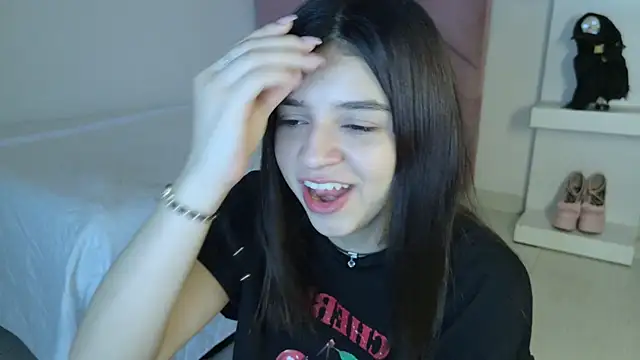 eva_sin18 live sex cam