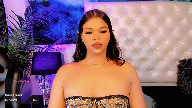 Keira_Fox31 webcam